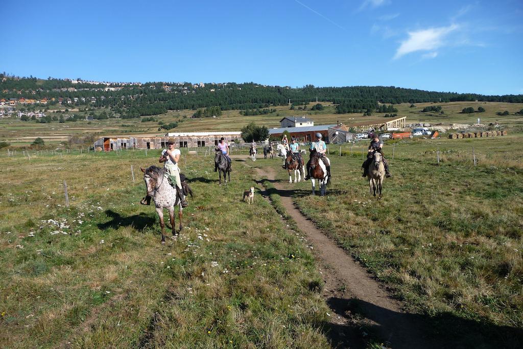 Gite Equisud - Demi-Pension Inclus Les Angles  Exterior foto